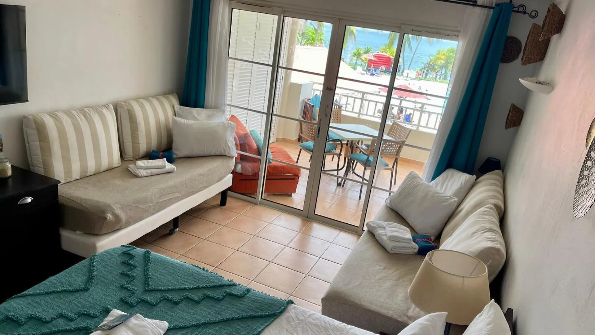 Aparthotel Studios Barbadine - Resorts Flats Sainte-Anne  Guadeloupe