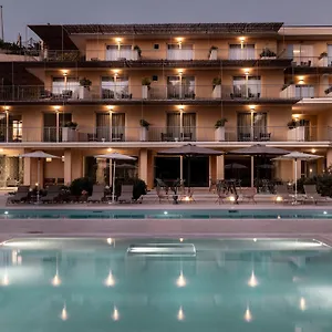 luna-minoica-suites-and-apartments.sicilyhotelsitaly.net/